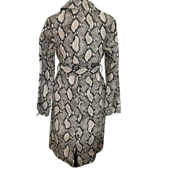 Choosy Cream & Black Vegan Snakeskin Zip Trench coat Raincoat Size XS NWT Belted - Picture 5 of 8